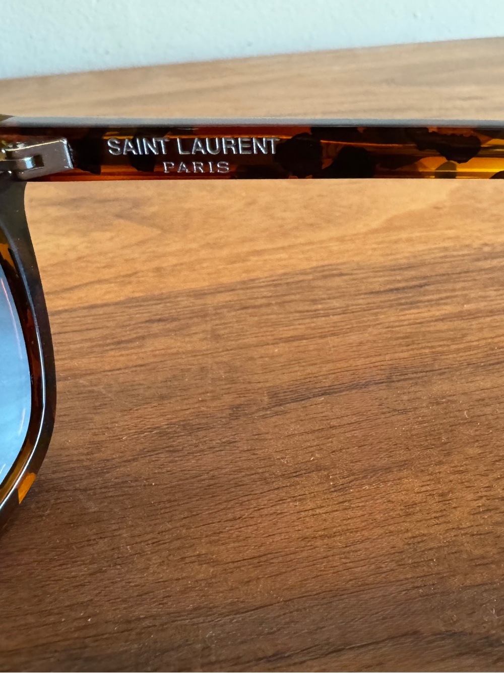 Saint Laurent SL 28 tortoiseshell sunglasses - Picture 4 of 10